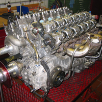 Bugatti Motorrestauration